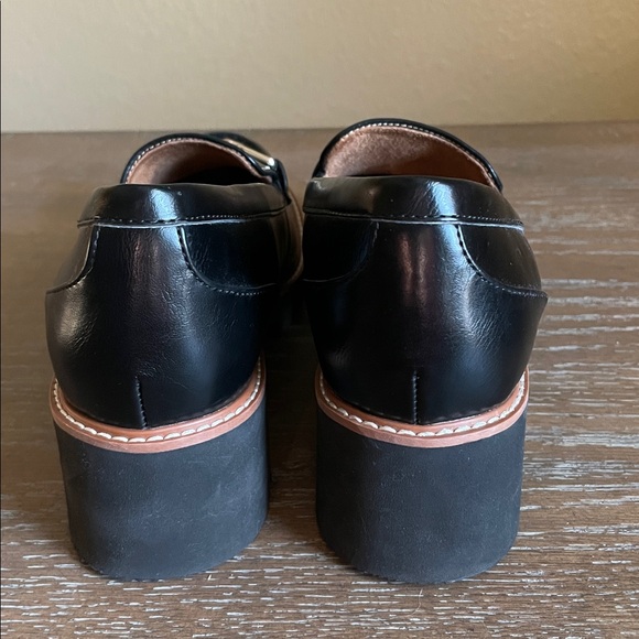 NATURALIZER WOMENS BLACK DESI LUG SOLE LOAFER EUC SIZE 9.5 - Picture 4 of 8